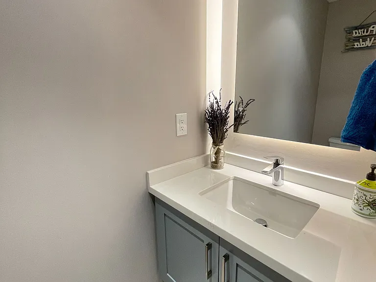 90 Maverick Cres #BASEMENT — Photo 11