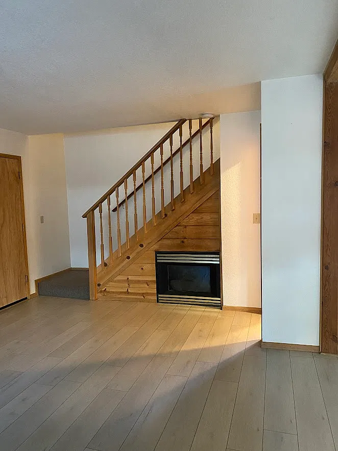 2 bed, $3,200 — Photo 1