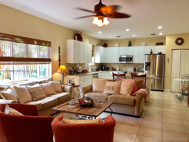867 SW 155th Ct — Photo 4
