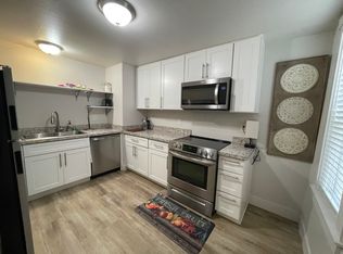 1522 Taylor Ave N #B, Seattle, WA 98109