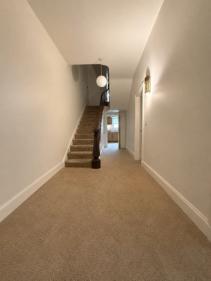 Spacious 3-Bedroom Rental 217 W. Water St., Unit #3, Middletown — Photo 1