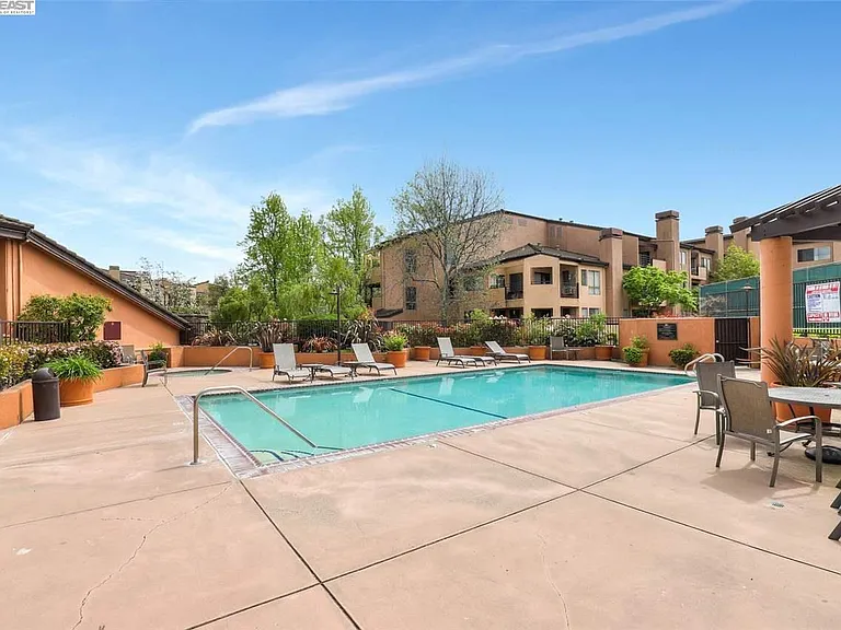 39149 Guardino Dr #343 — Photo 26