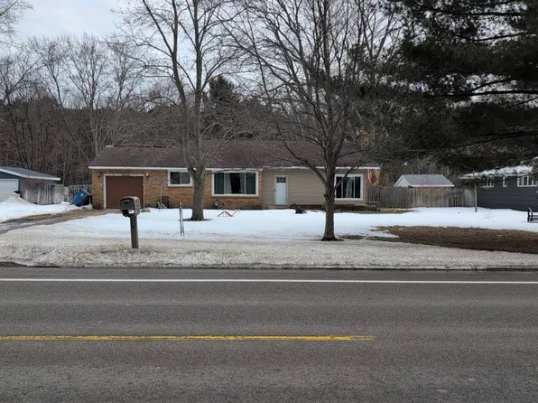 4300 Lake Harbor Rd, Muskegon, MI 49441