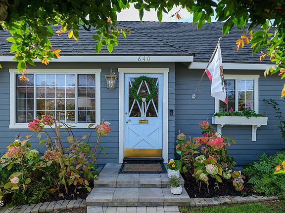 2nd image of 640 E Rio Grande St