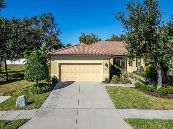 420 Cedar Falls Dr, Apollo Beach, FL 33572