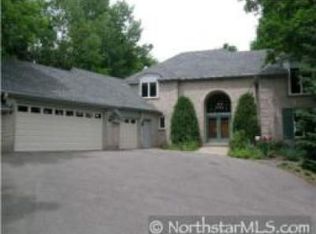 6560 Fox Path, Chanhassen, MN 55317