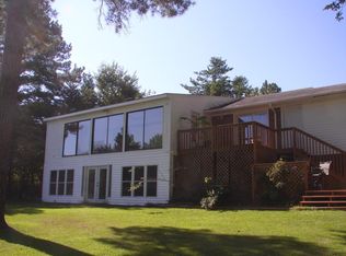 2 Oakview Pl, Whispering Pines, NC 28327