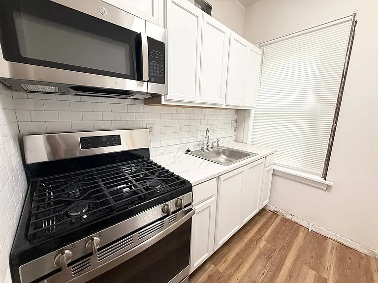 2262 N Gratz St — Photo 7