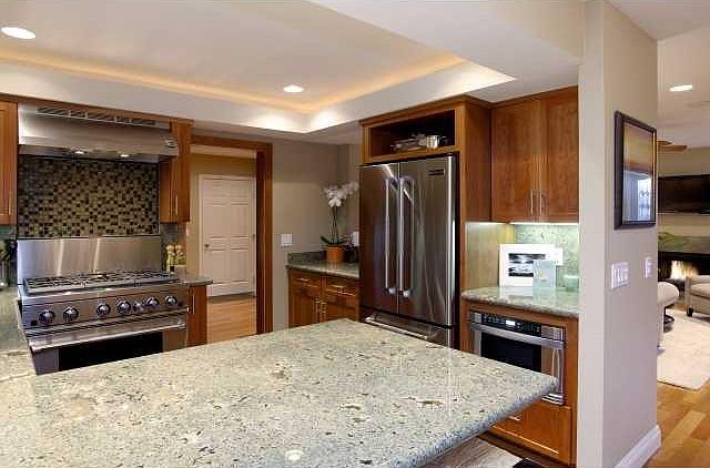 Kitchen, all stainless appliances, drawer microwave. Lookin