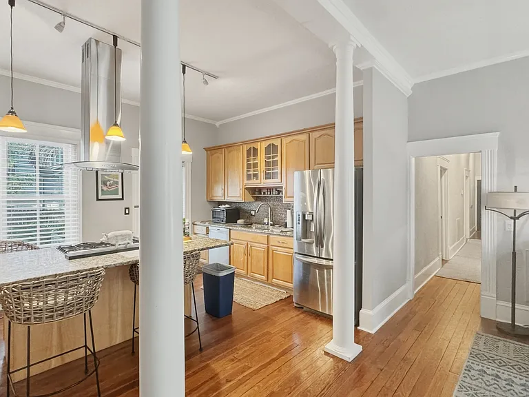 1514 Silver St — Photo 5