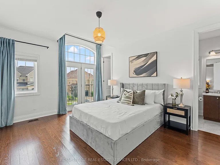 118 Coastline Dr — Photo 24