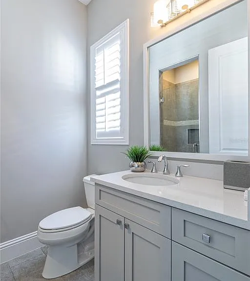 653 E Jackson St — Photo 28