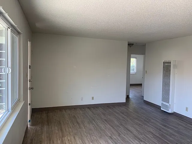 812A N Bradley Rd — Photo 5