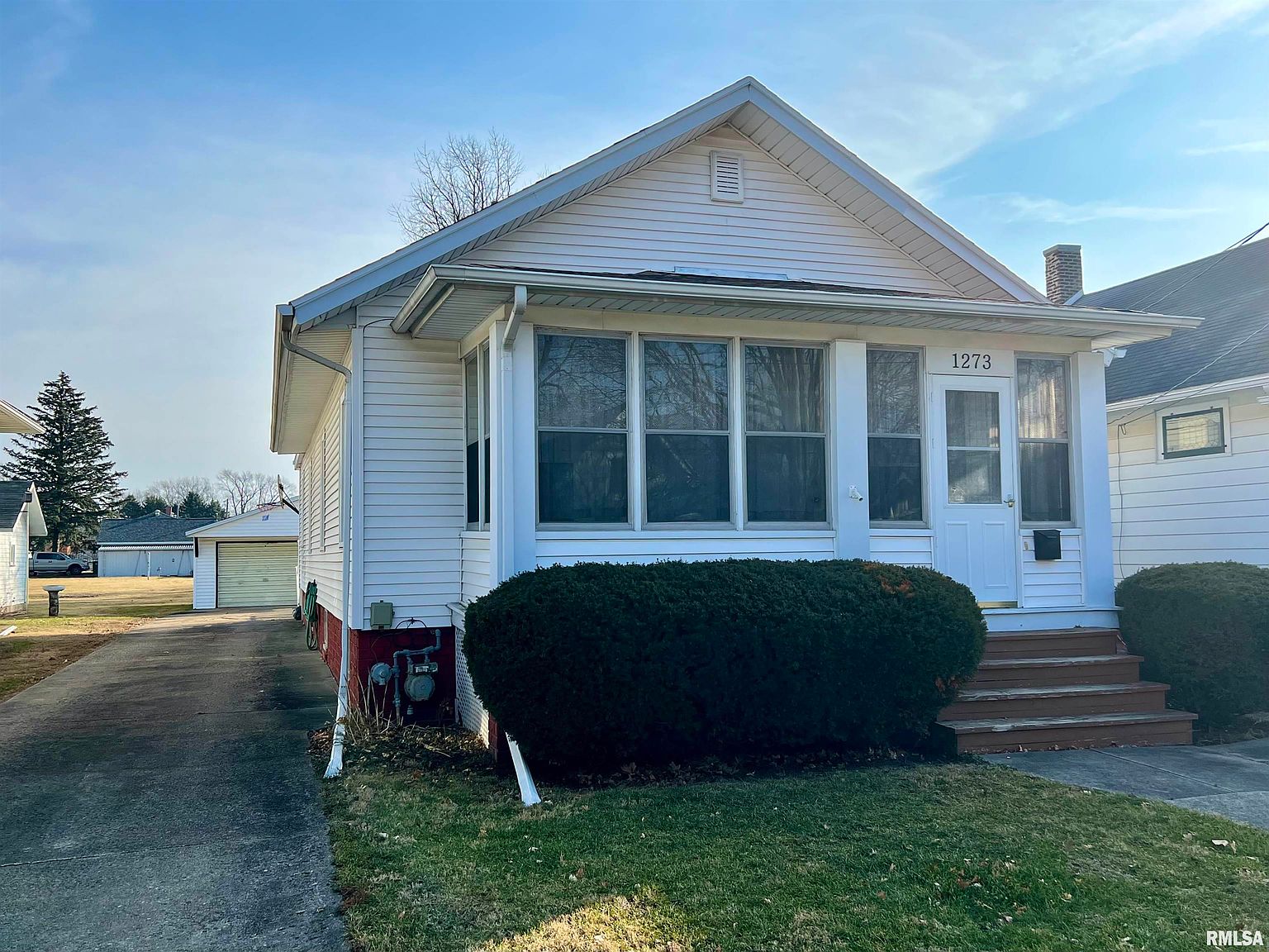 1273 Florence Ave, Galesburg, IL 61401 Zillow