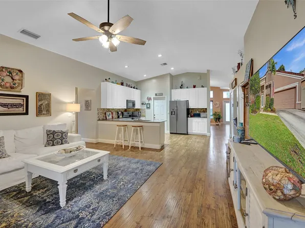 1638 SW 108th Way, Davie, FL 33324