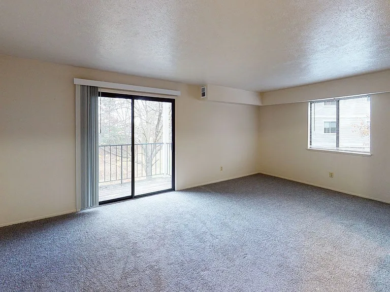 North Pointe Apartments — Photo 60