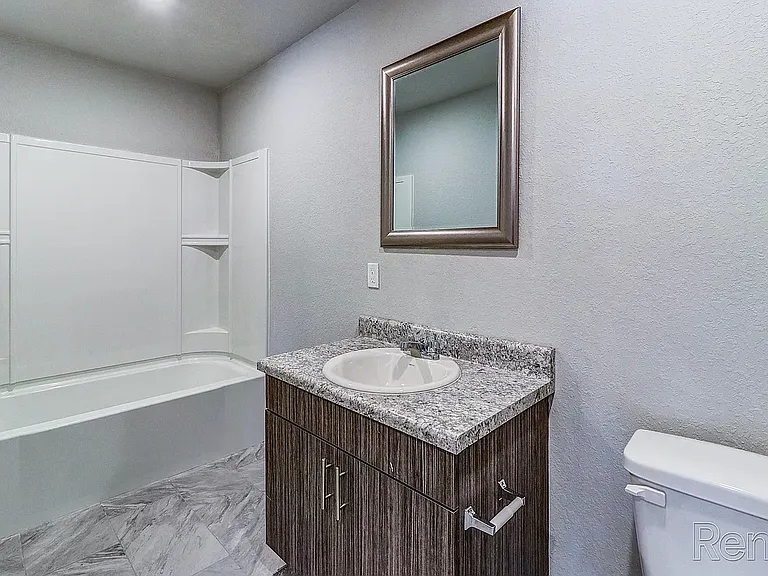 Pine Ridge Luxury Apartments — Photo 5