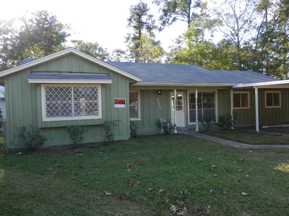 9325 Bamboo Ln, Beaumont, TX 77708