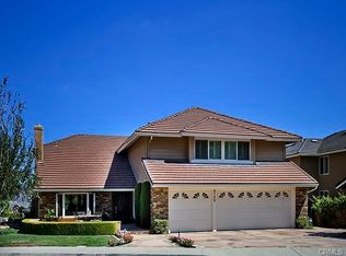 9722 Willow Glenn Cir, Santa Ana, CA 92705