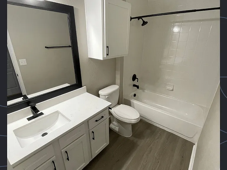 Stoneleigh Centerton Apartments — Photo 31
