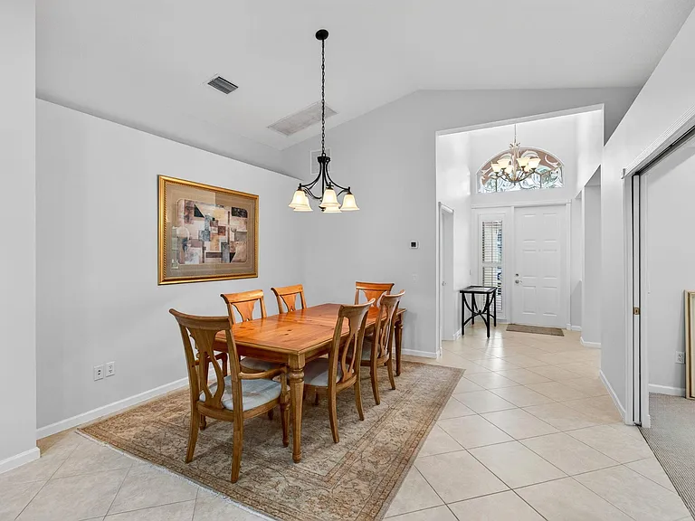 9895 Tallyrand Dr — Photo 9