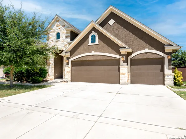 913 Calabria, Cibolo, TX 78108