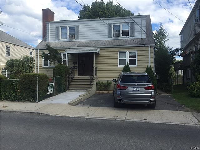 1st image of 250 Waverly Ave
