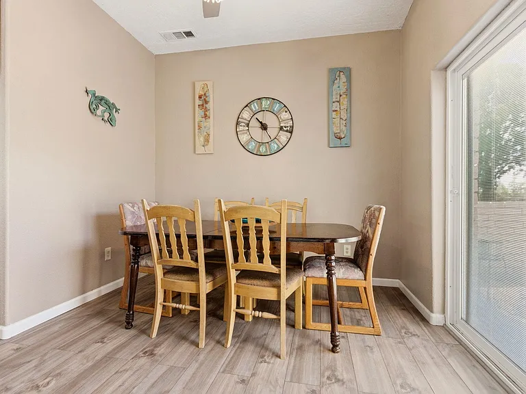 207 Goodman Ave — Photo 14