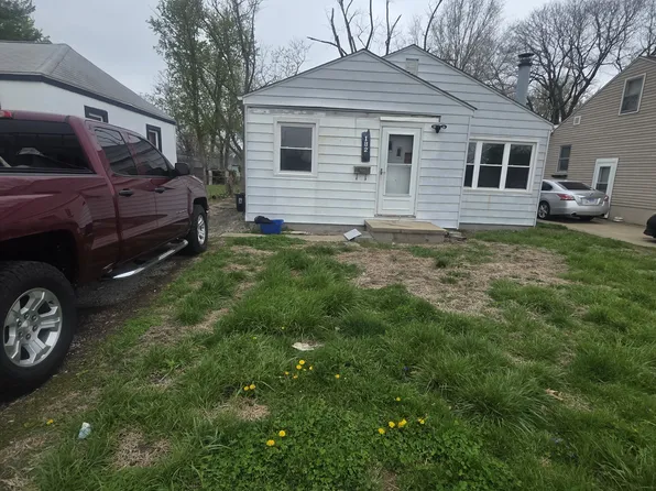 1828 W Leafland Ave, Decatur, IL 62522
