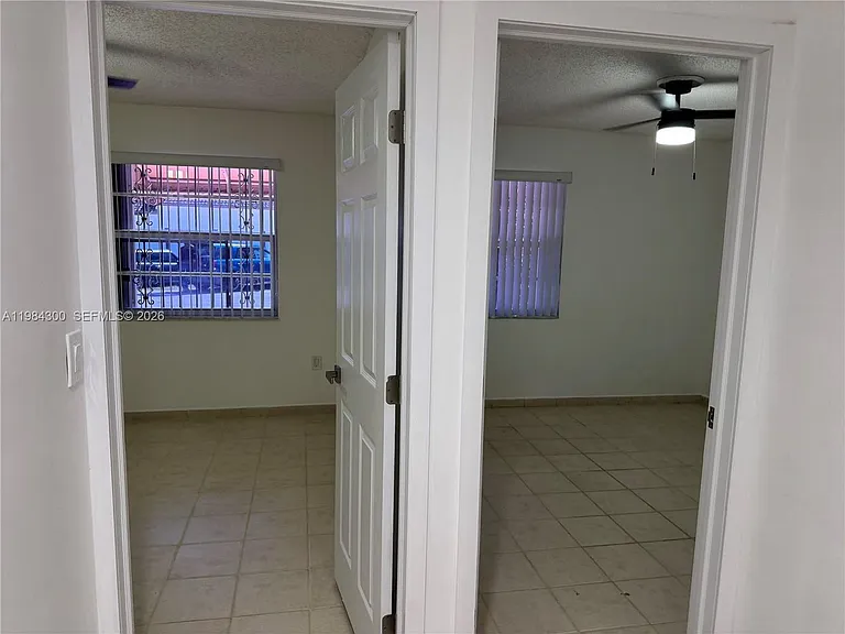 14325 SW 11th Ter — Photo 10