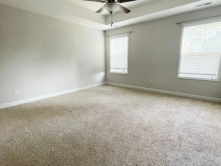 351 Springhaven Dr — Photo 8