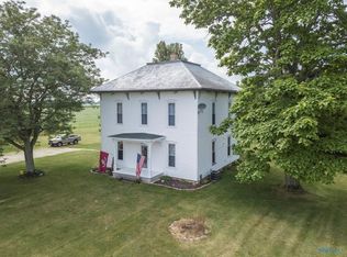 Hall Rd, Fostoria, OH 44830