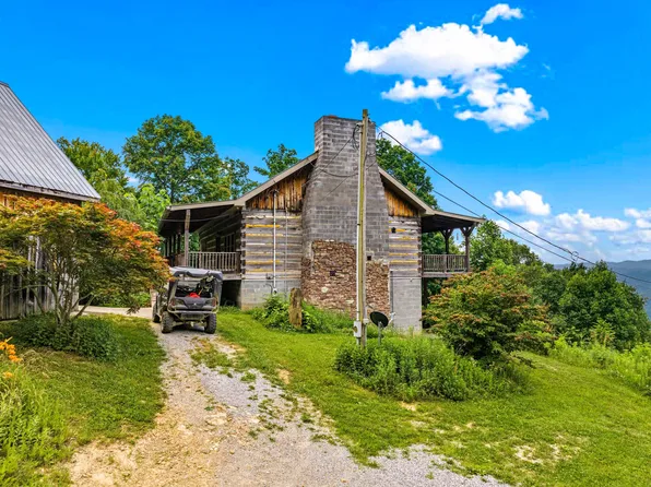 3388 W Short Mountain Rd, Sneedville, TN 37869