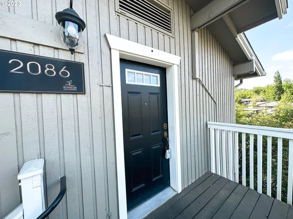 2086 W 14th Pl, Eugene, OR 97402