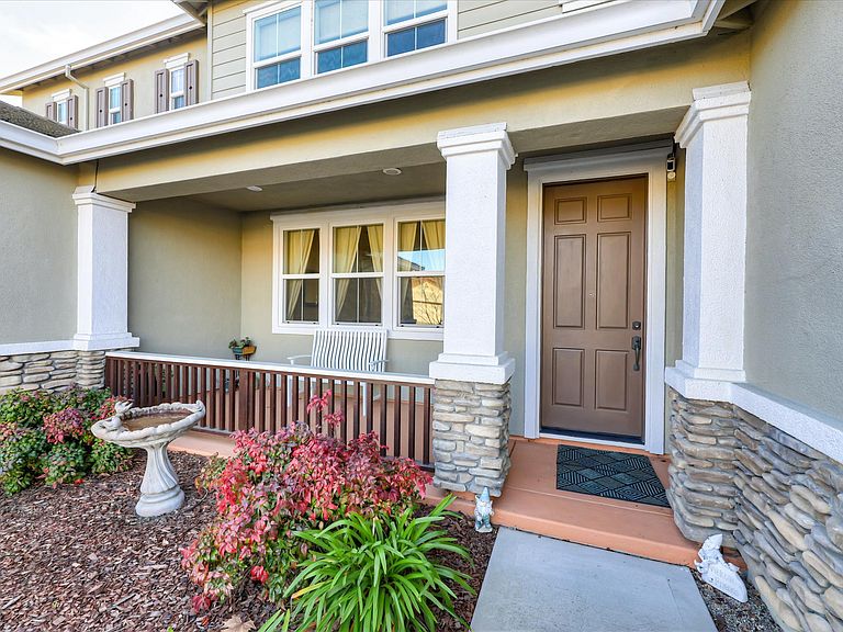 407 Lake View Ct, Oakley, CA 94561 | Zillow