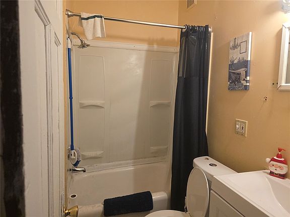 5th image of 507-511 Hayward Ave