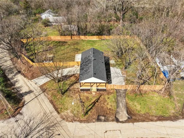 5520 Topping Ave, Kansas City, MO 64130