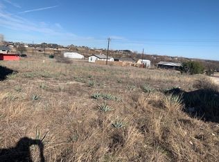 102 Sparrow Dr, Azle, TX 76020