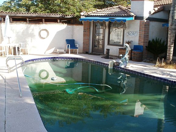 4th image of 718 E Sierra Vista Dr