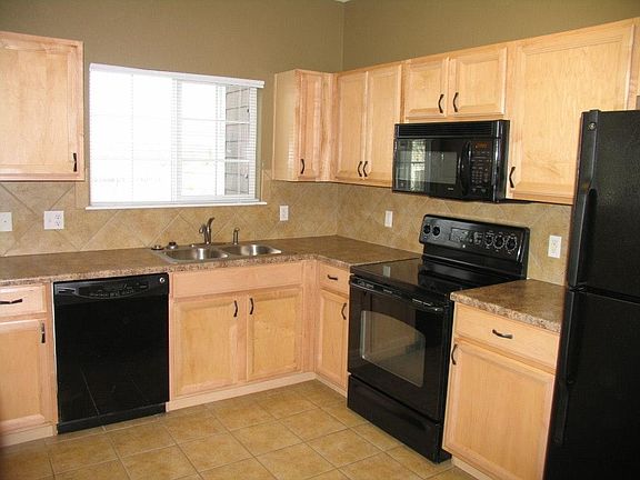 NIce kitchen