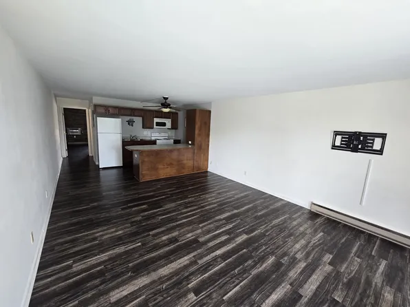 2331 E Market St APT 204, Akron, OH 44312