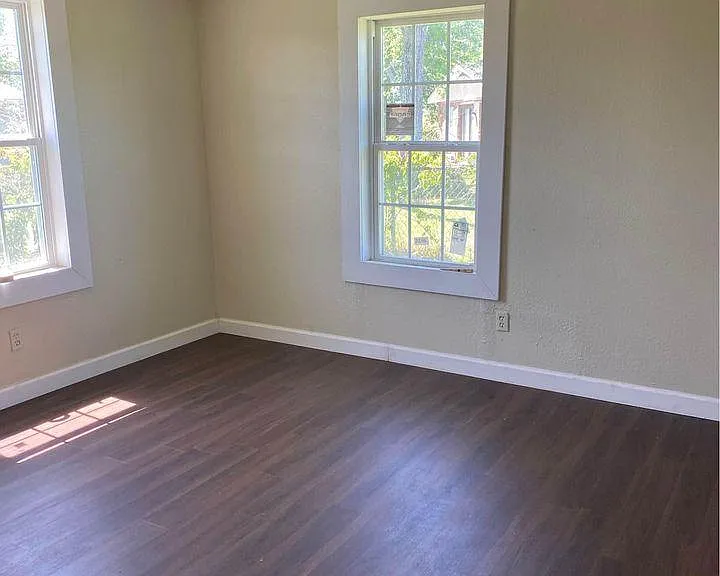 1306 Continental Blvd — Photo 4