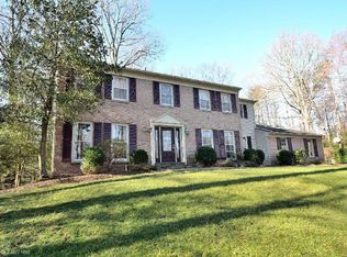 11723 Quay Rd, Oakton, VA 22124