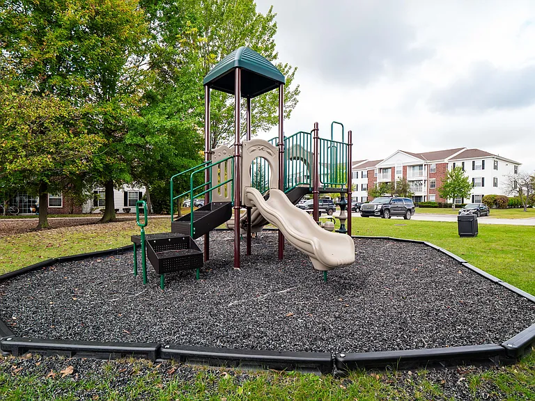 Cherry Tree Village Apartments — Photo 26