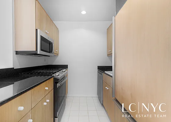 Rented by Keller Williams NYC | media 5