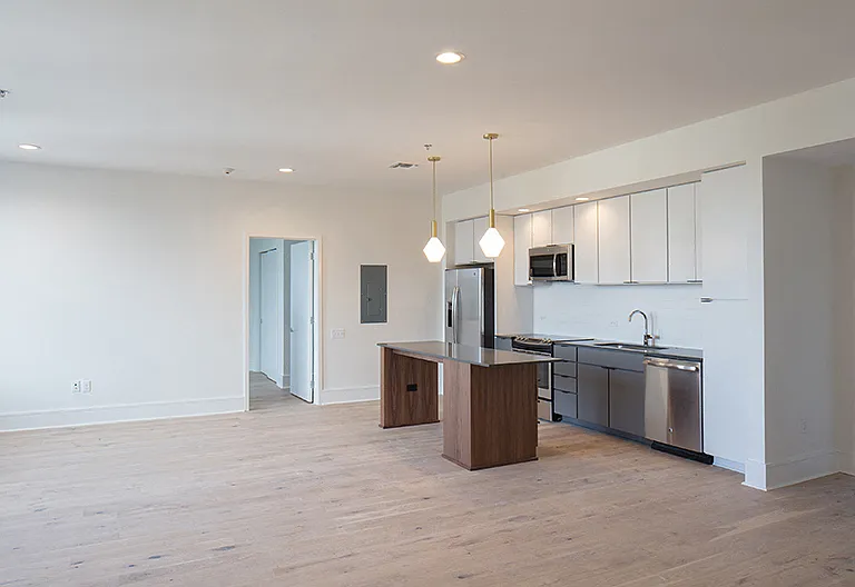 The Julian Apartments — Photo 35