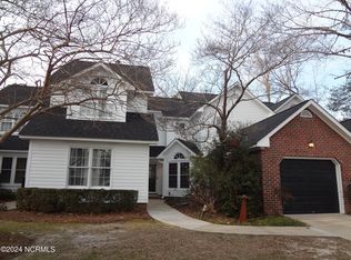 107 Gates Dr, Winterville, NC 28590