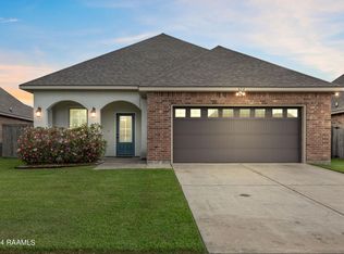 414 Claystone Rd, Youngsville, LA 70592