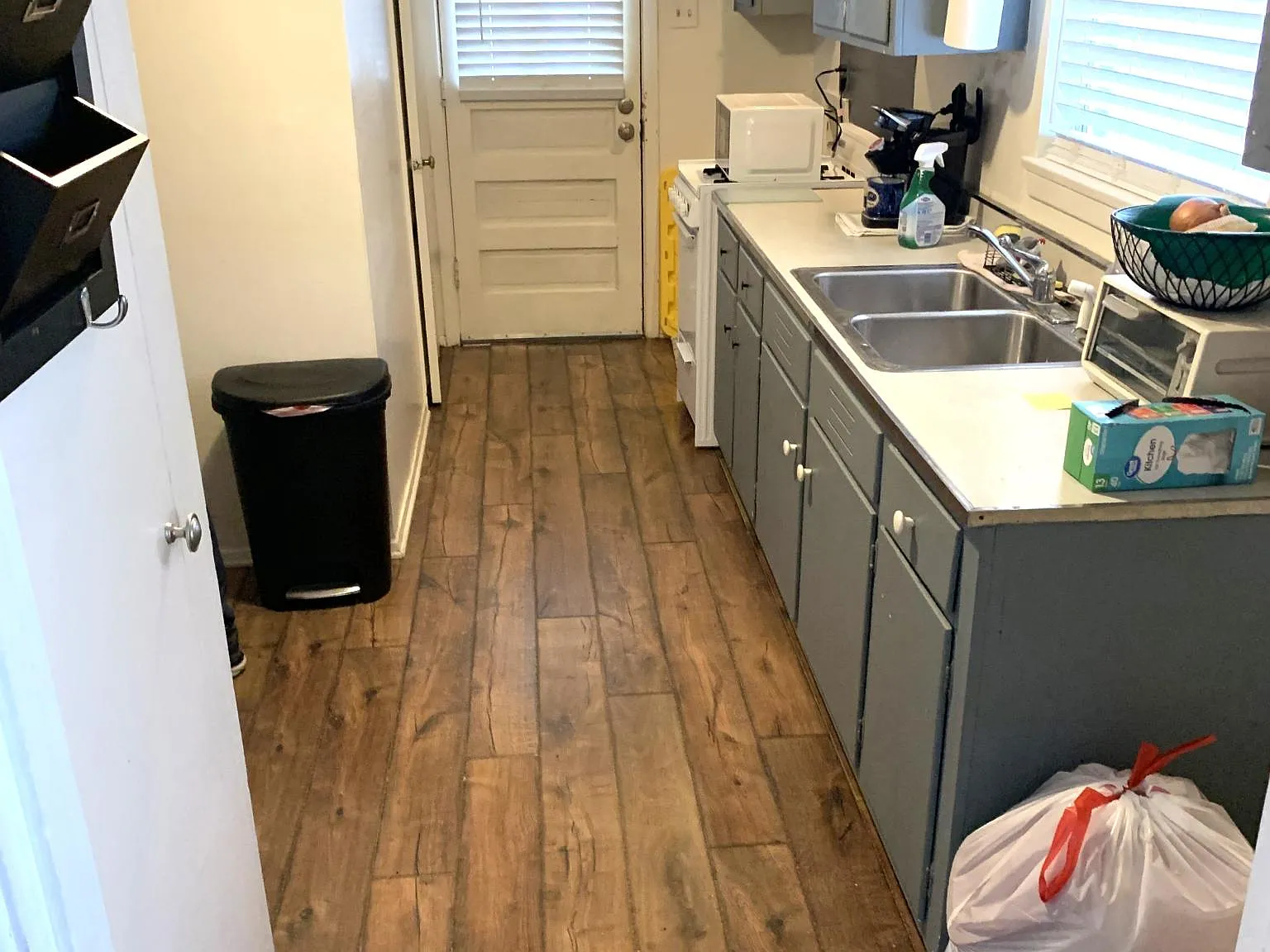 109 Vandenburg Dr — Photo 3