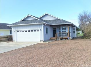 189 Canal Dr NE, Ocean Shores, WA 98569